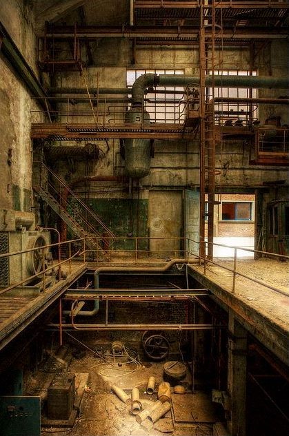 abandoned factory map, carte de JDR post-apocalyptique (419×633 pixels) — battlemap pour Roll20 et Foundry VTT.