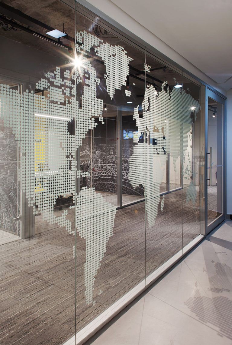 modern office map, carte de JDR moderne (768×1138 pixels) — battlemap pour Roll20 et Foundry VTT.